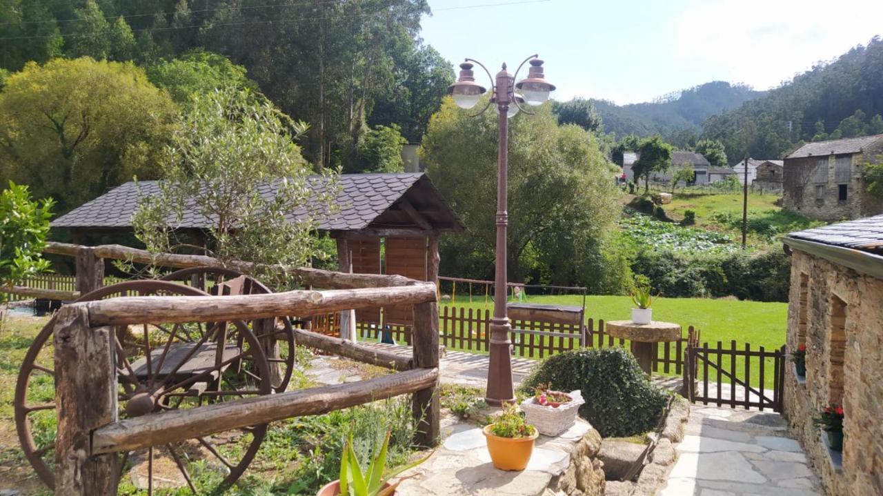 A Casa Das Augas Mondoñedo Εξωτερικό φωτογραφία